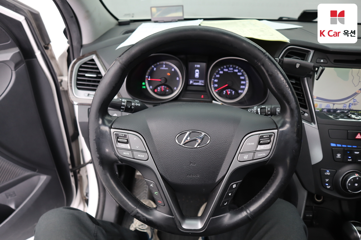 Hyundai Santa Fe - 10