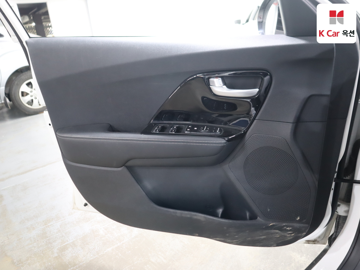 كيا نيرو 2021 - صورة 8