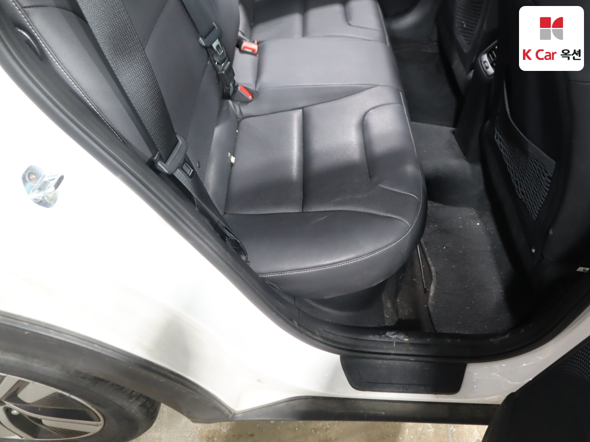 كيا نيرو 2021 - صورة 28