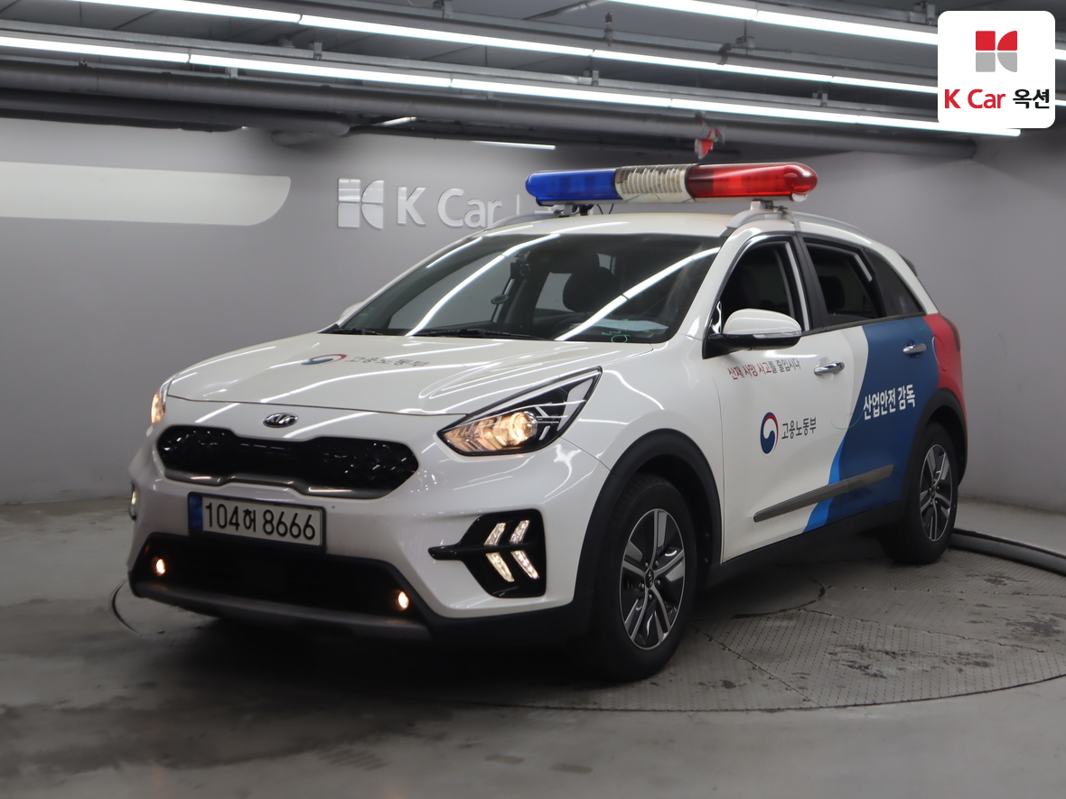 كيا نيرو 2021 - صورة 1