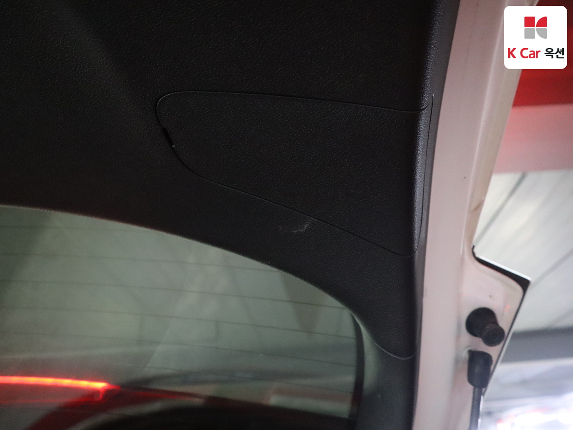 كيا نيرو 2021 - صورة 26