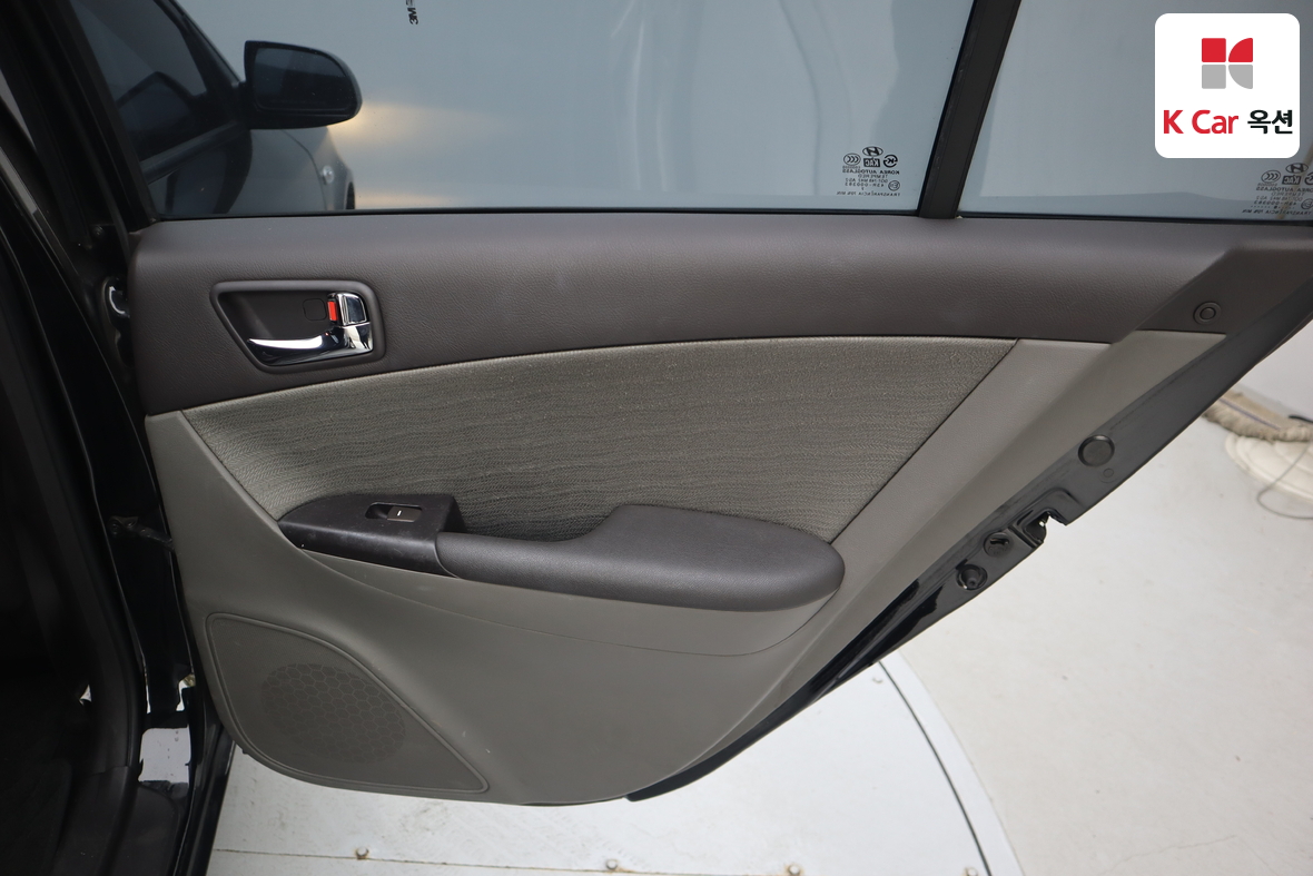 Hyundai Sonata - 25