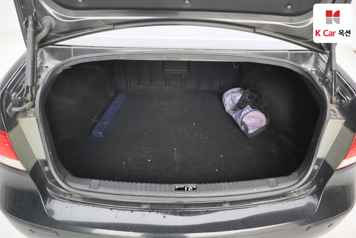 Hyundai Sonata - 24