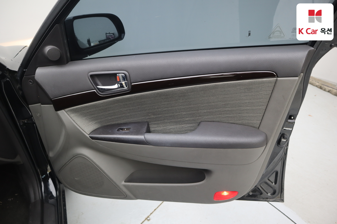 Hyundai Sonata - 27