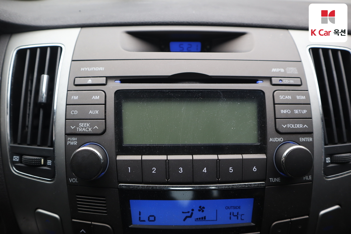 Hyundai Sonata - 13