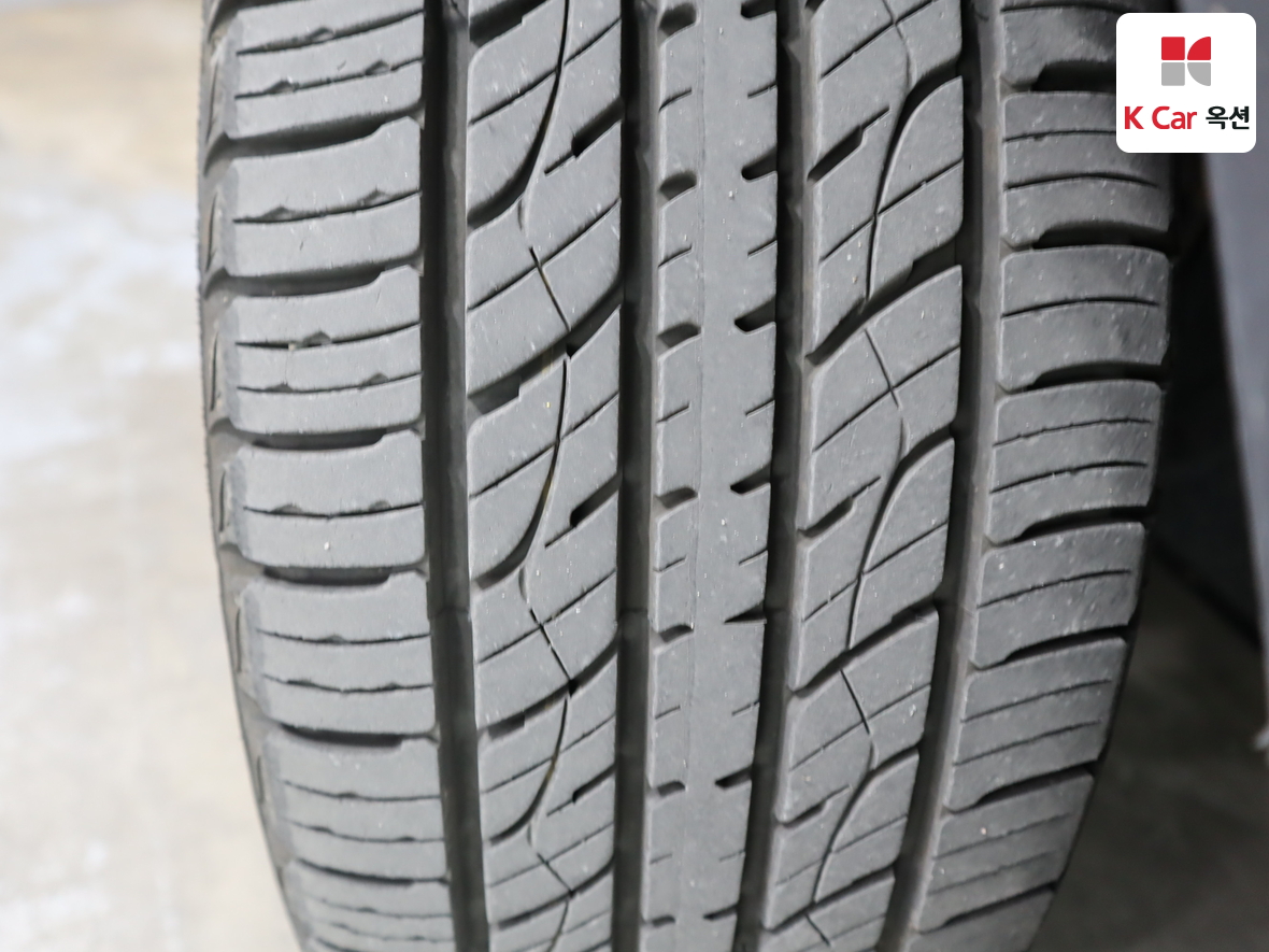 هيونداي سانتافي 2015 - صورة 32