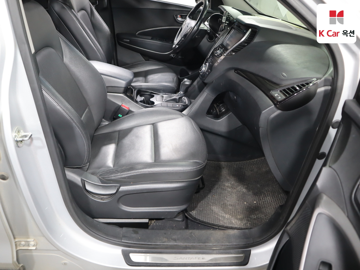 هيونداي سانتافي 2015 - صورة 30