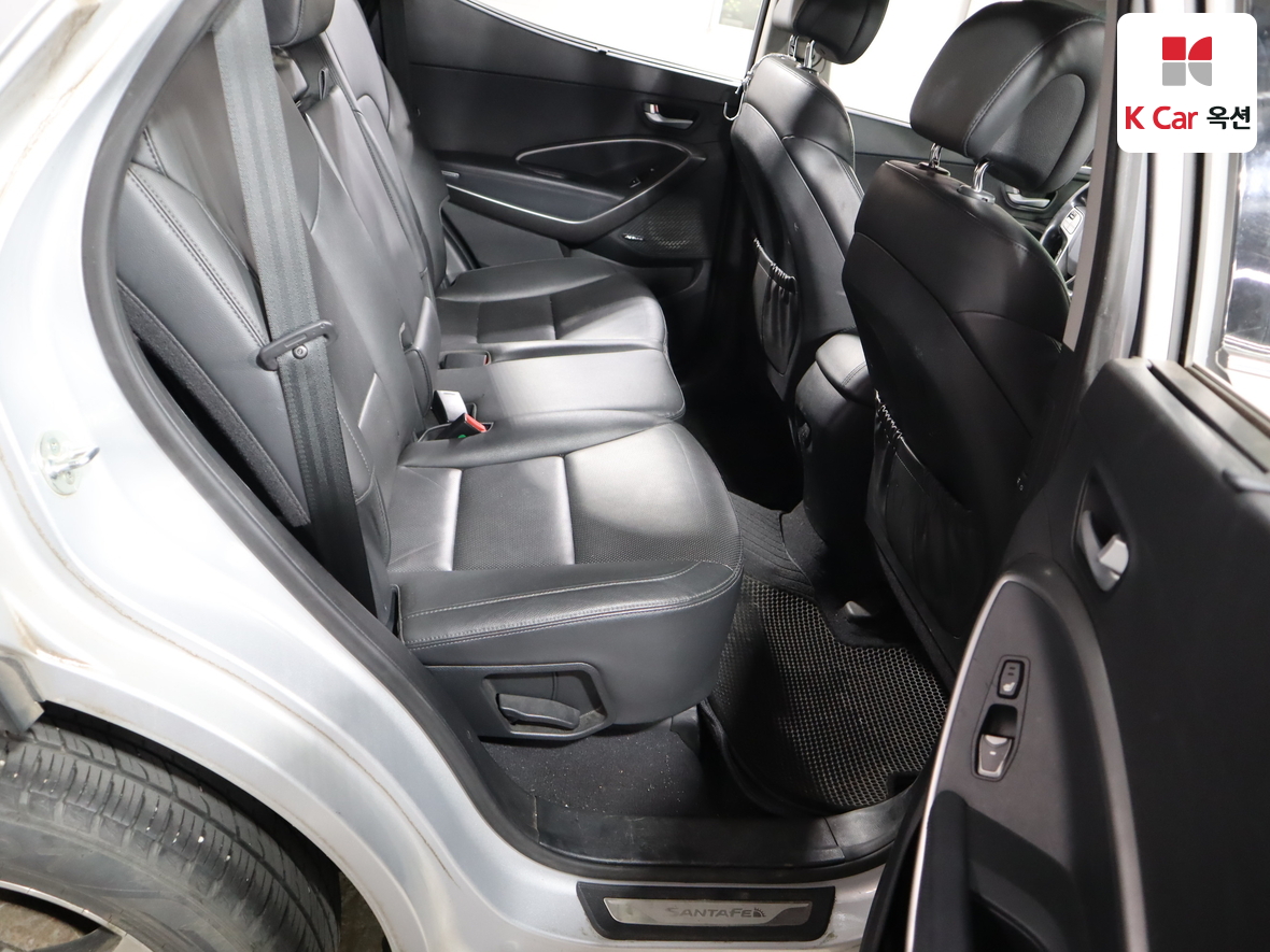 هيونداي سانتافي 2015 - صورة 28