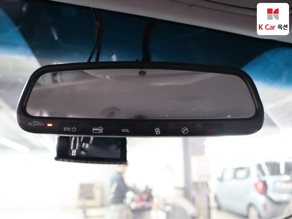 هيونداي سانتافي 2015 - صورة 13