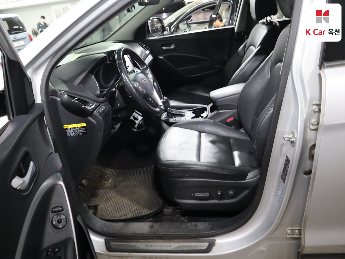 هيونداي سانتافي 2015 - صورة 18