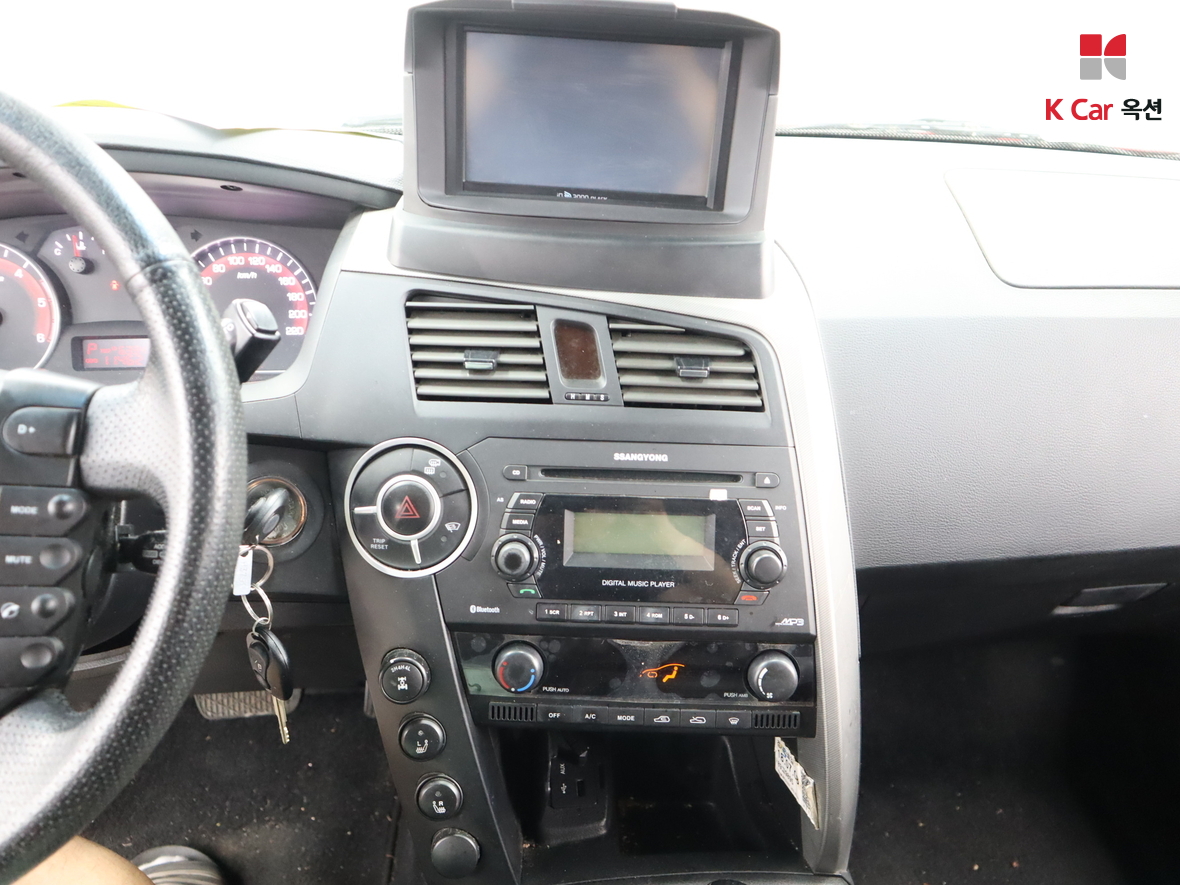 سانج يونج كوراندو سبورت 2012 - صورة 6