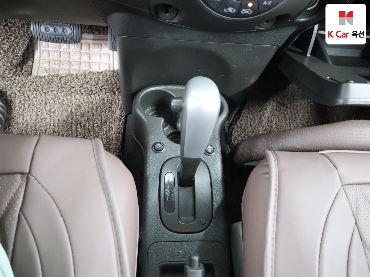 Nissan Cube - 16