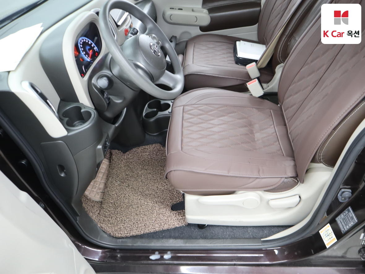 Nissan Cube - 18