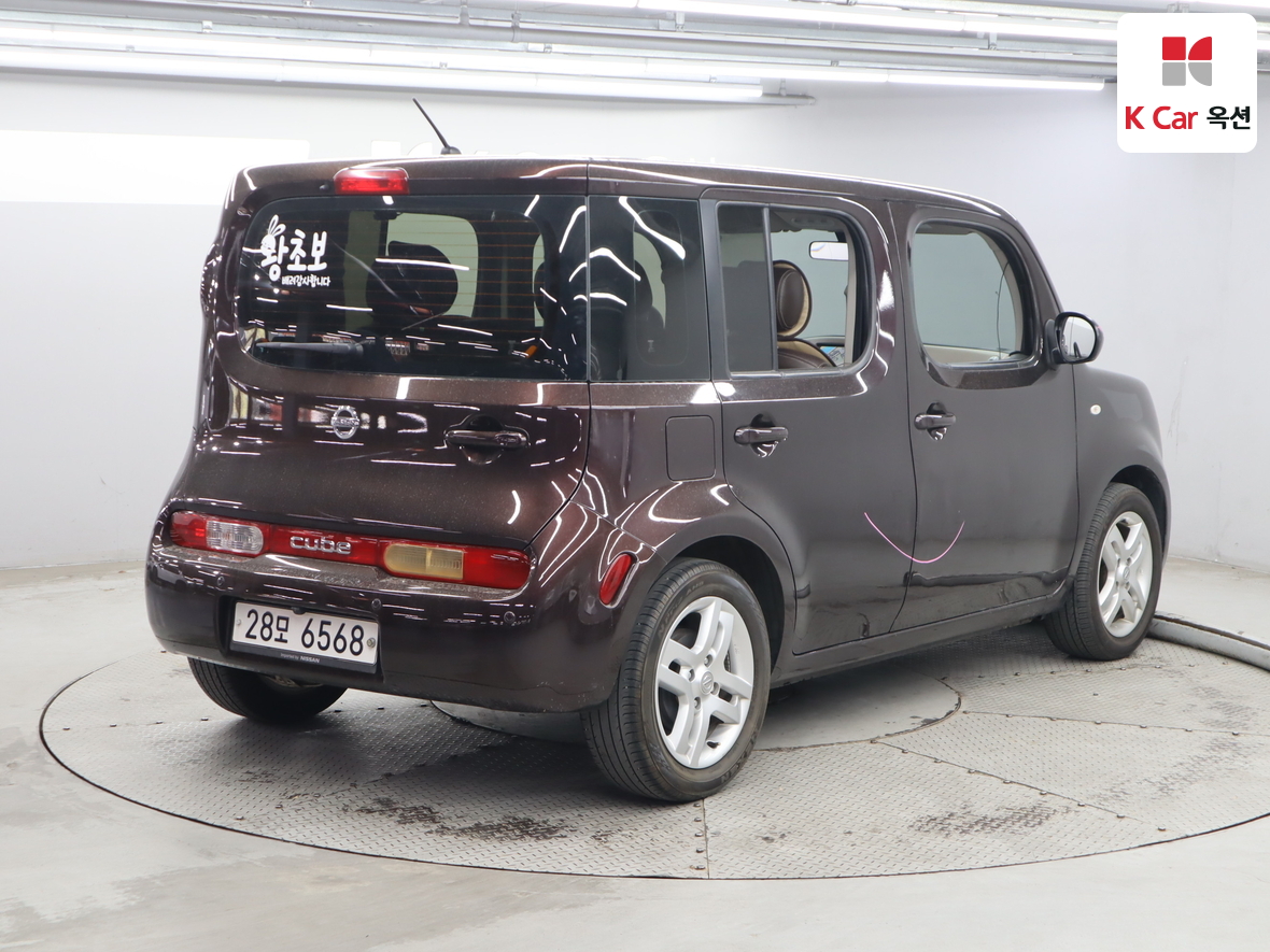 Nissan Cube - 2