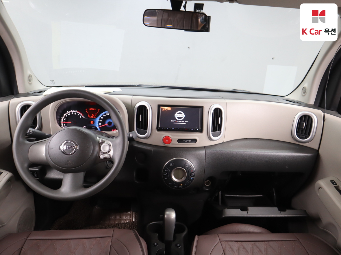 Nissan Cube - 3