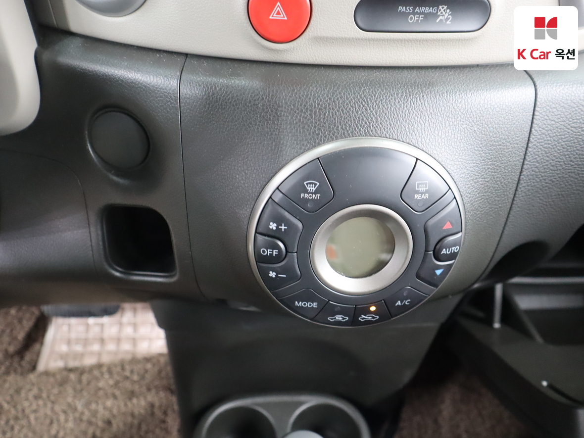 Nissan Cube - 15