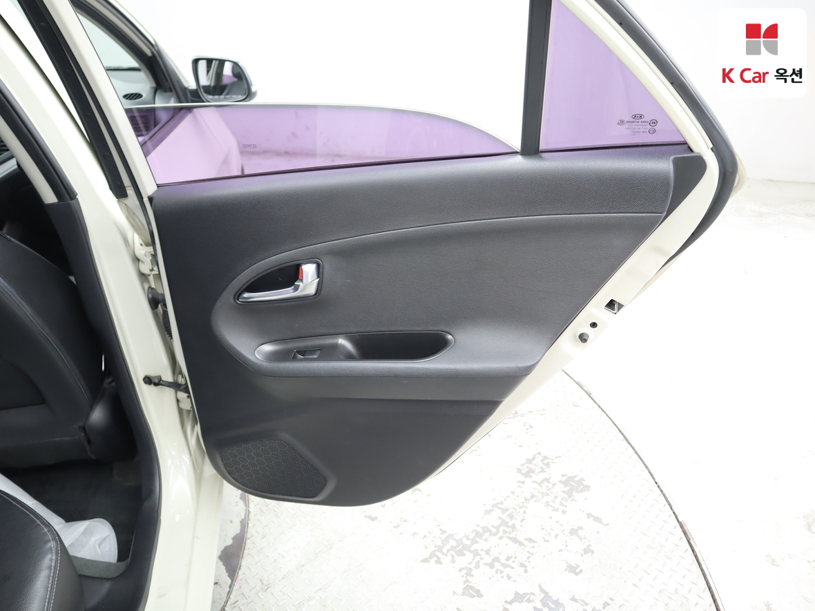 كيا مورنينج 2012 - صورة 32