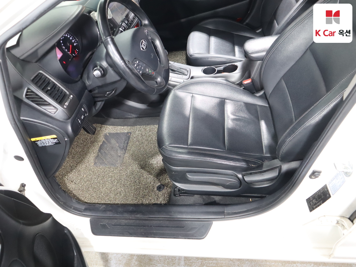 كيا K3 2013 - صورة 18