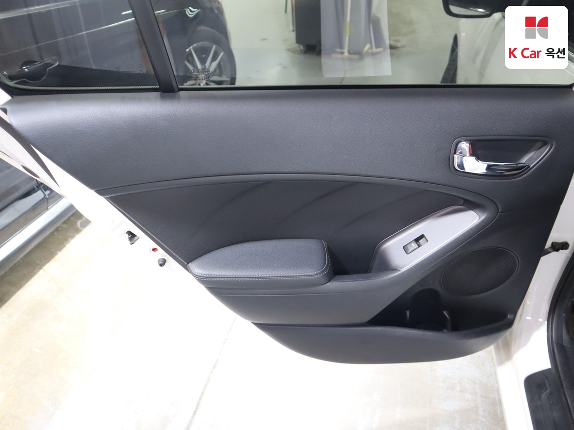 كيا K3 2013 - صورة 22