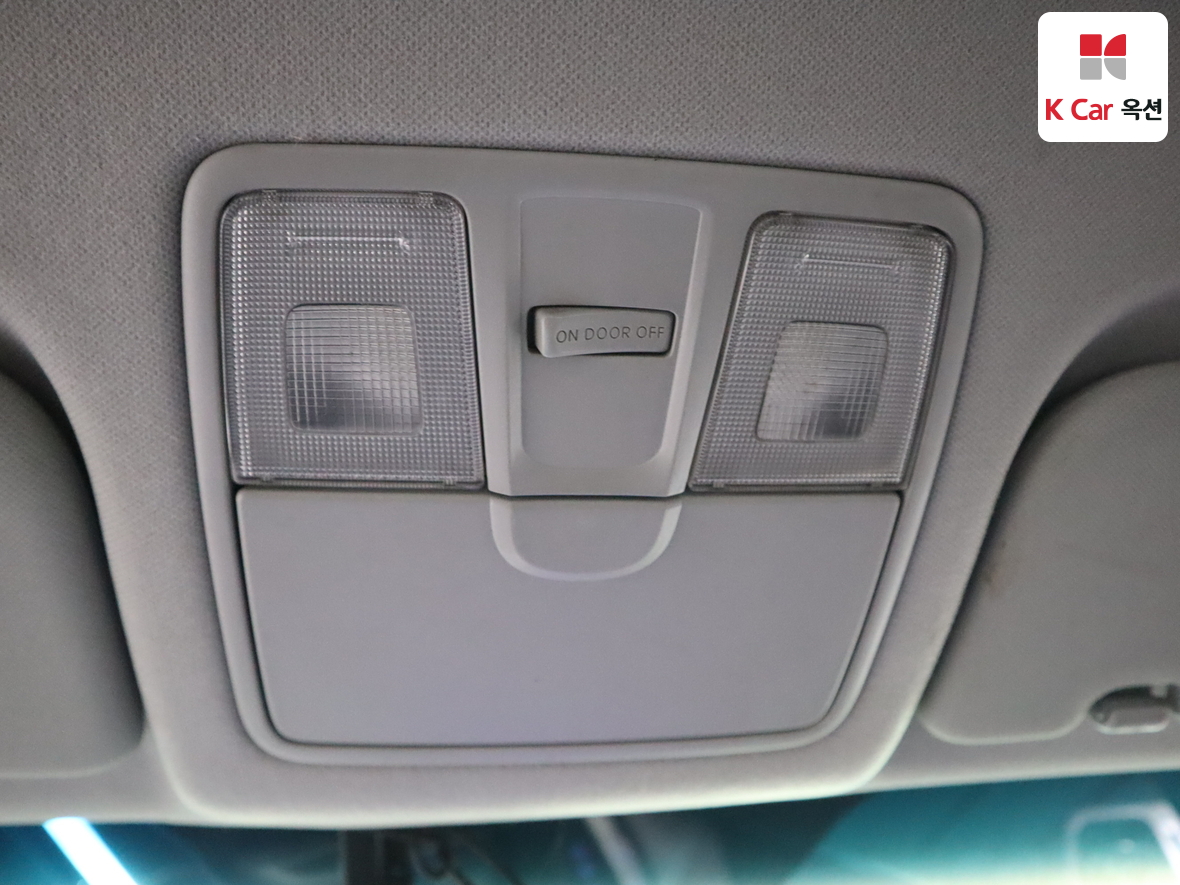 Hyundai Elantra 2011 - Image 12