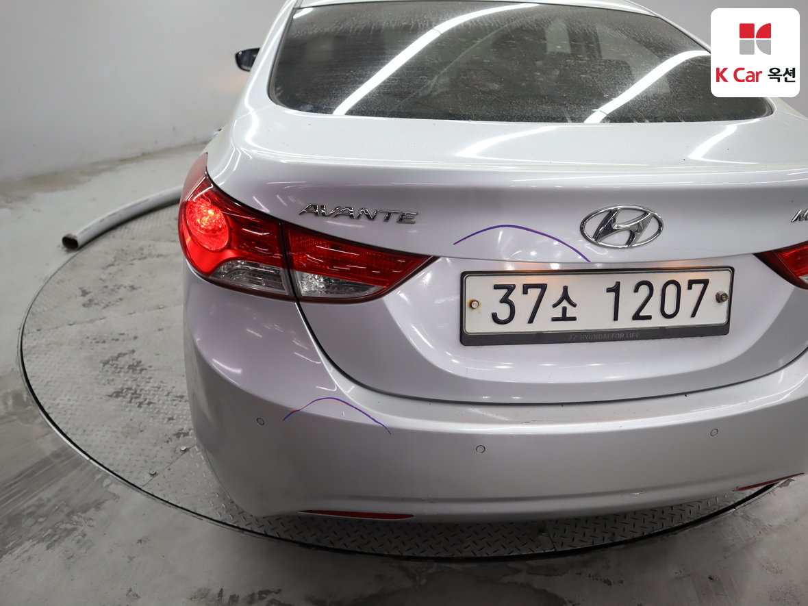 Hyundai Elantra 2011 - Image 41