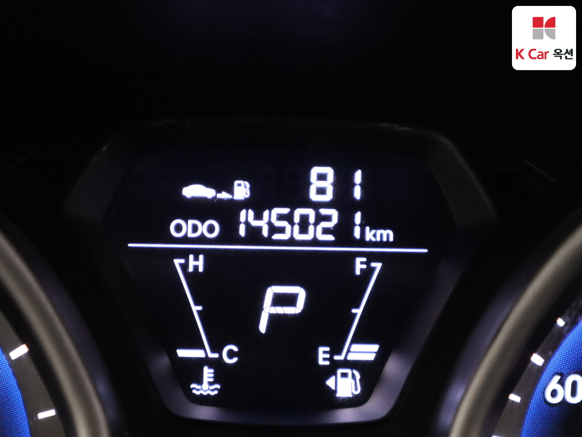 Hyundai Elantra 2011 - Image 4