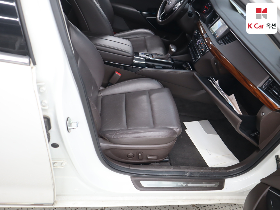 Kia K7 - 31
