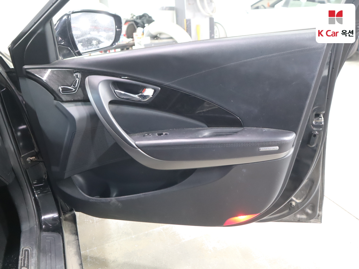 هيونداي أزيرا 2015 - صورة 29