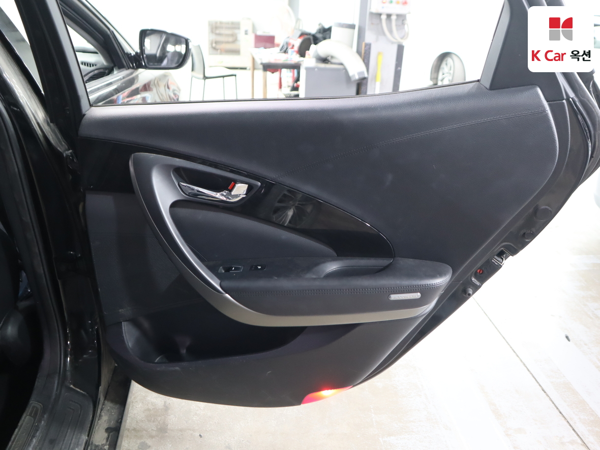 هيونداي أزيرا 2015 - صورة 27