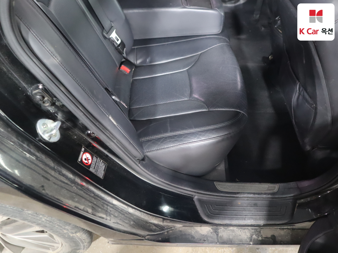 هيونداي أزيرا 2015 - صورة 28