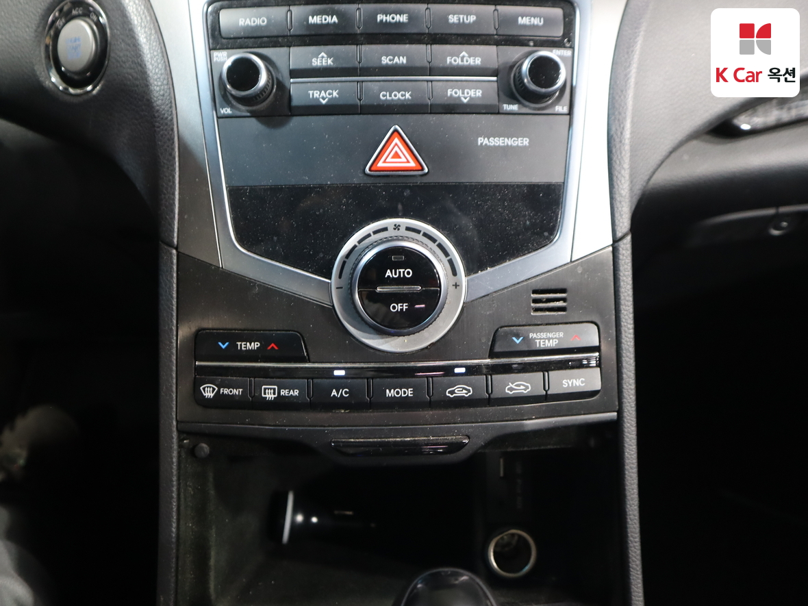 هيونداي أزيرا 2015 - صورة 16