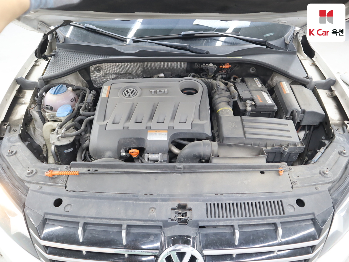 VOLKSWAGEN 파사트 - 33