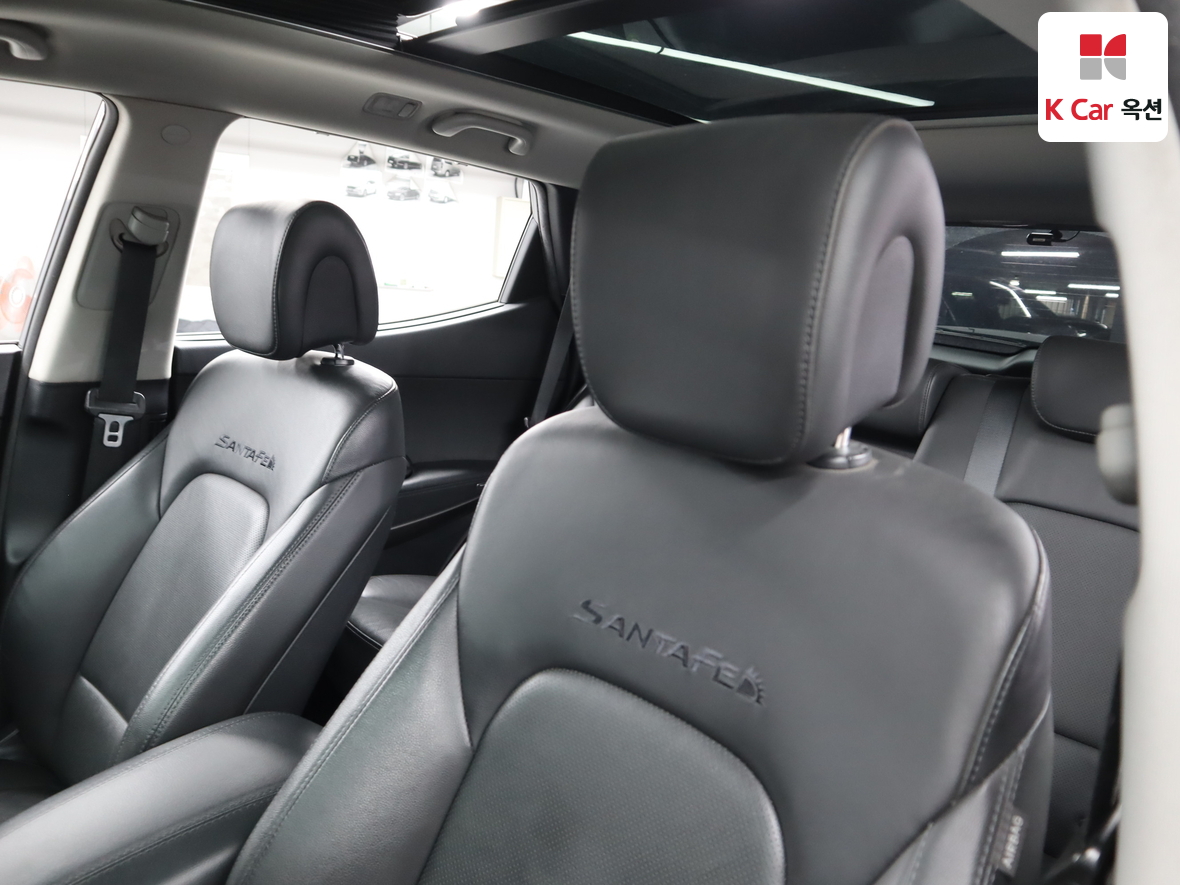 Hyundai Santa Fe 2016 - Image 19