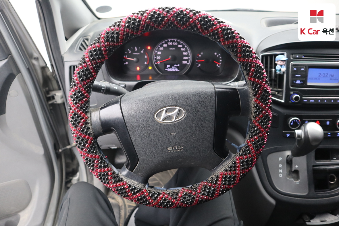 Hyundai Grand Starex - 10