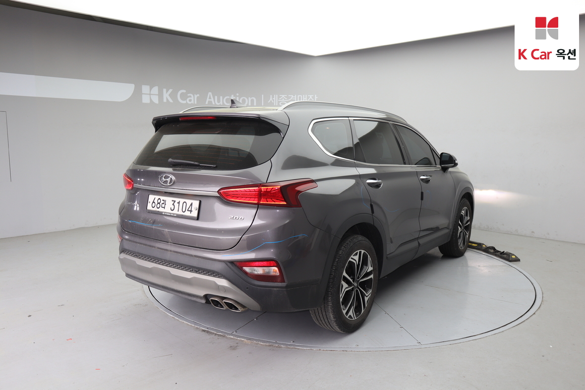 Hyundai Santa Fe - 2