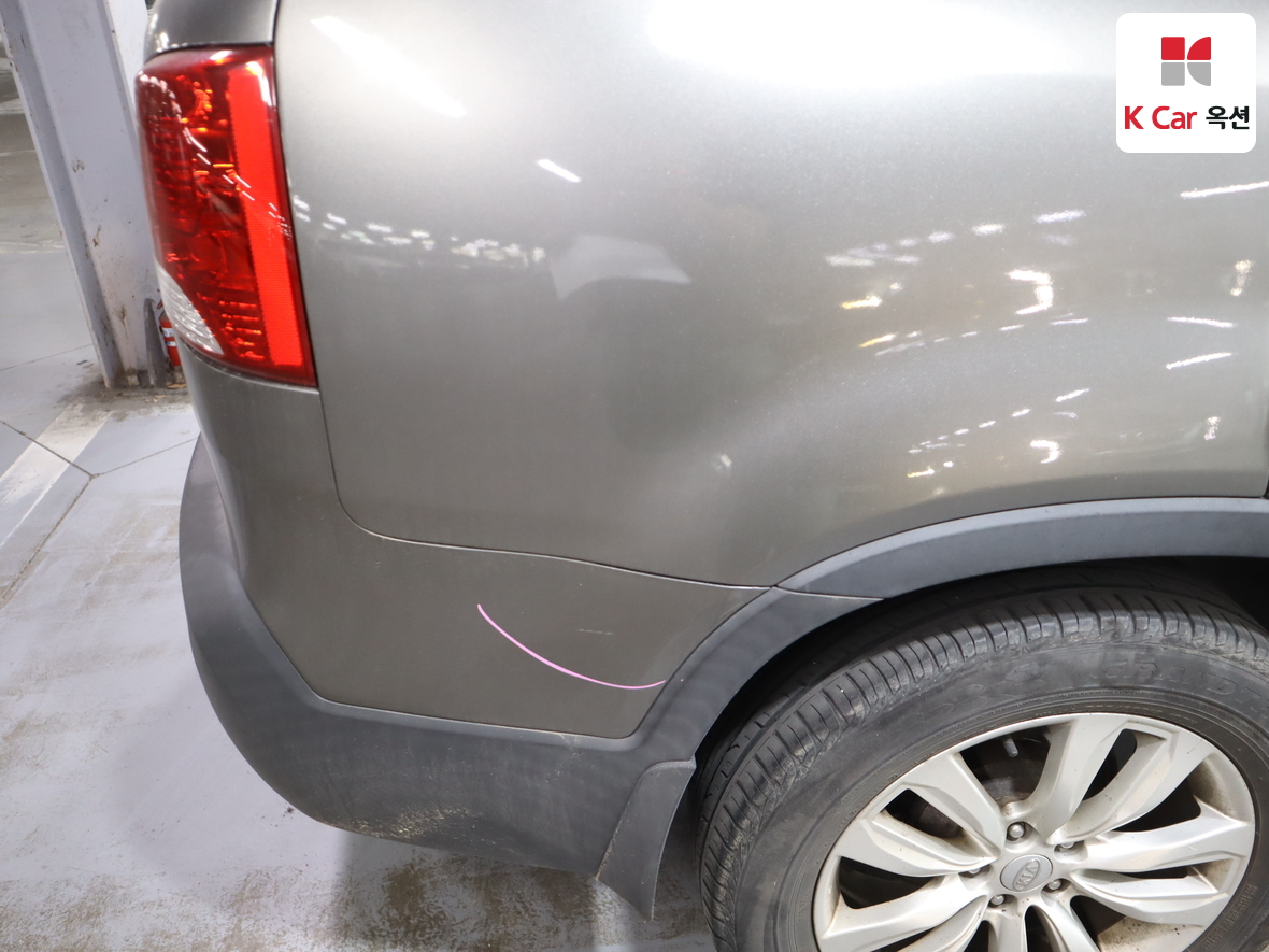 كيا سورينتو 2010 - صورة 42