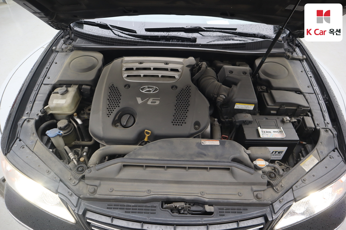 Hyundai AZERA - 32