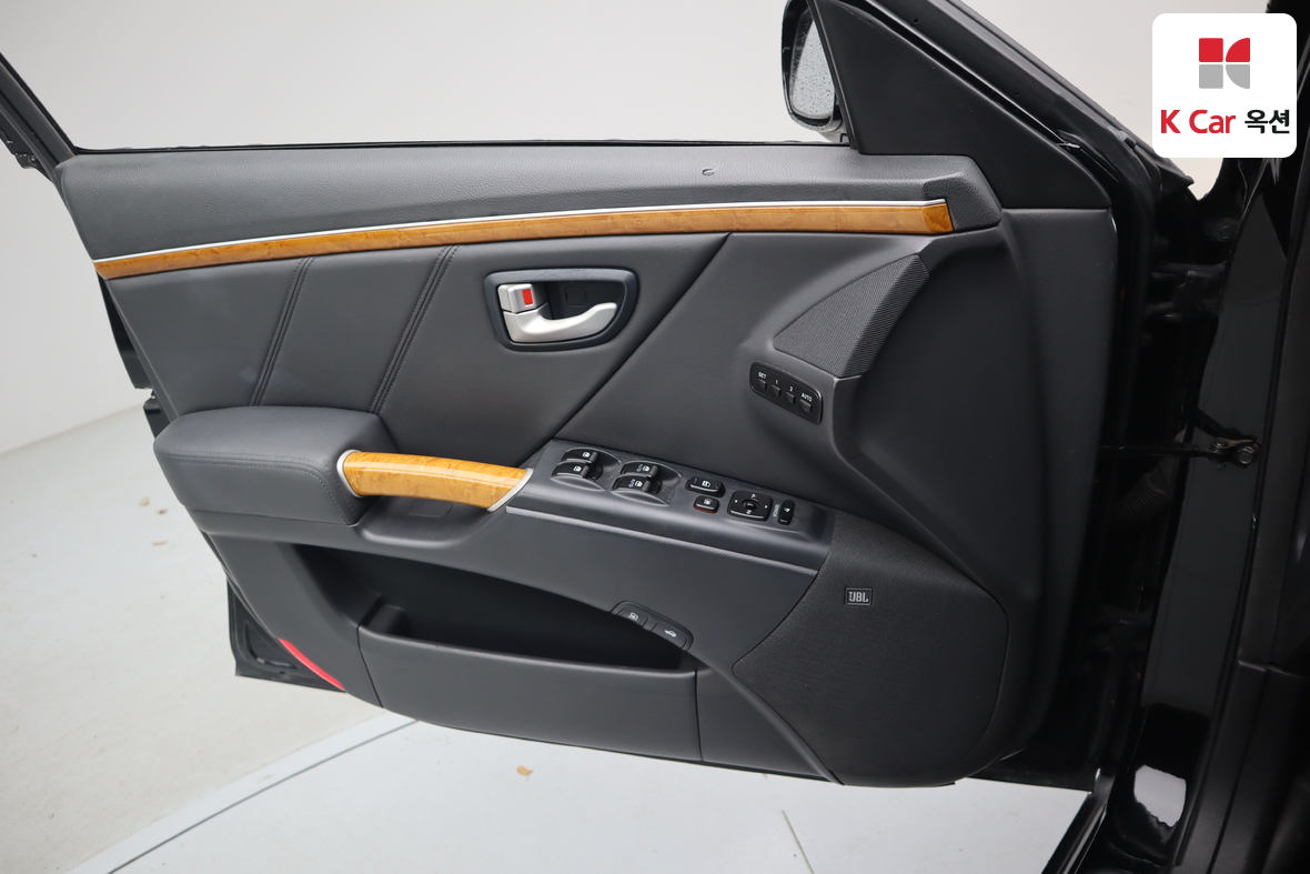 Hyundai AZERA - 8