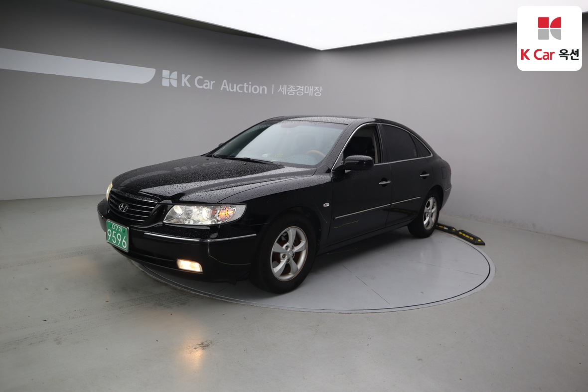 Hyundai AZERA - 1