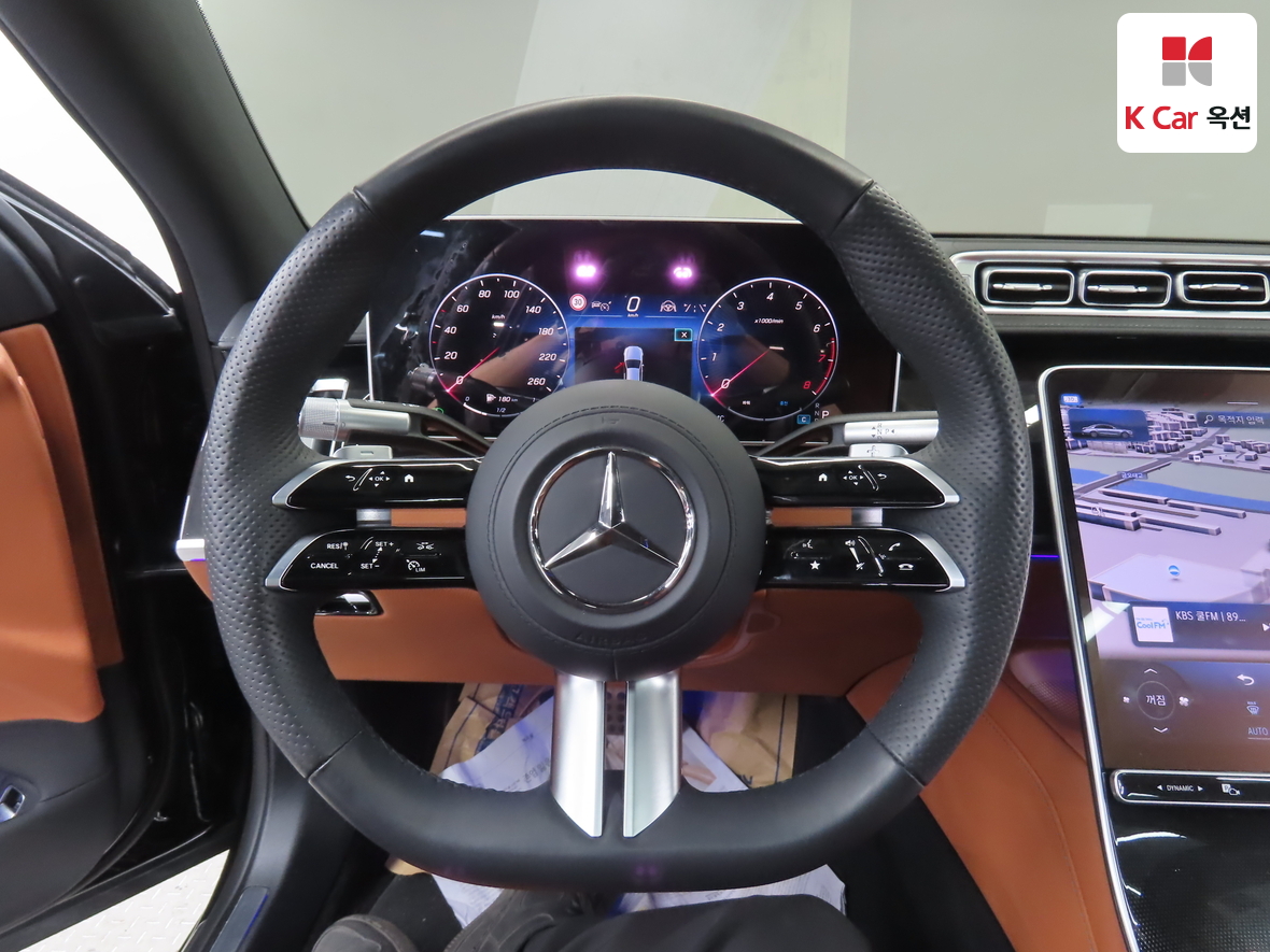 مرسيدس بنز إس كلاس 2024 - صورة 10