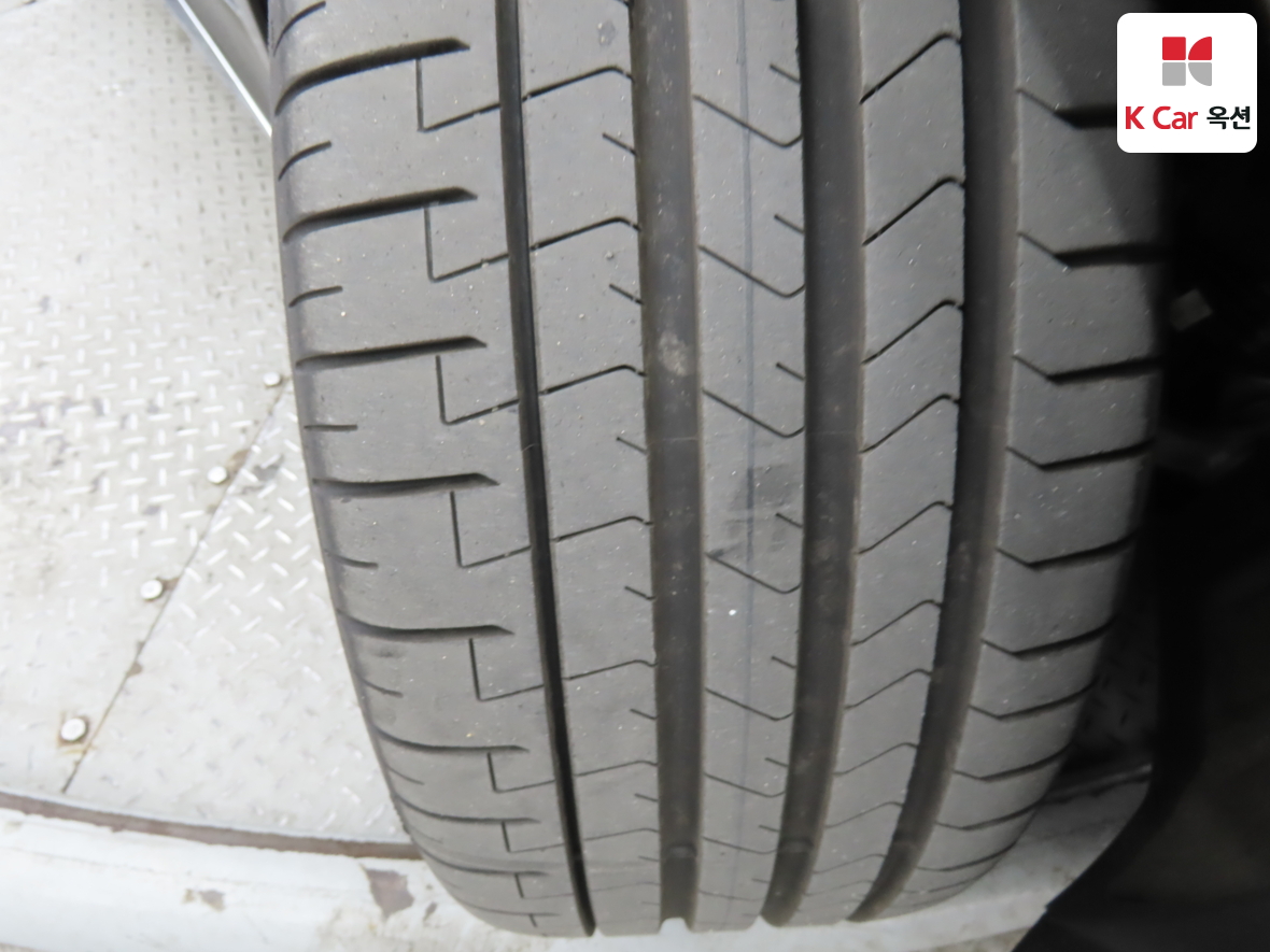 مرسيدس بنز إس كلاس 2024 - صورة 37