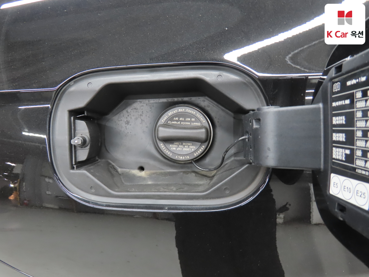 مرسيدس بنز إس كلاس 2024 - صورة 28