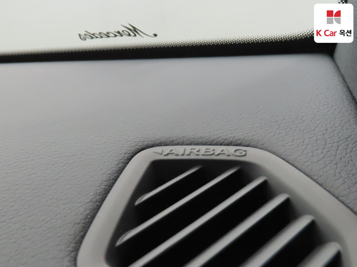 مرسيدس بنز إس كلاس 2024 - صورة 36