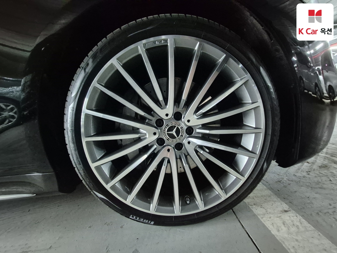 مرسيدس بنز إس كلاس 2024 - صورة 45