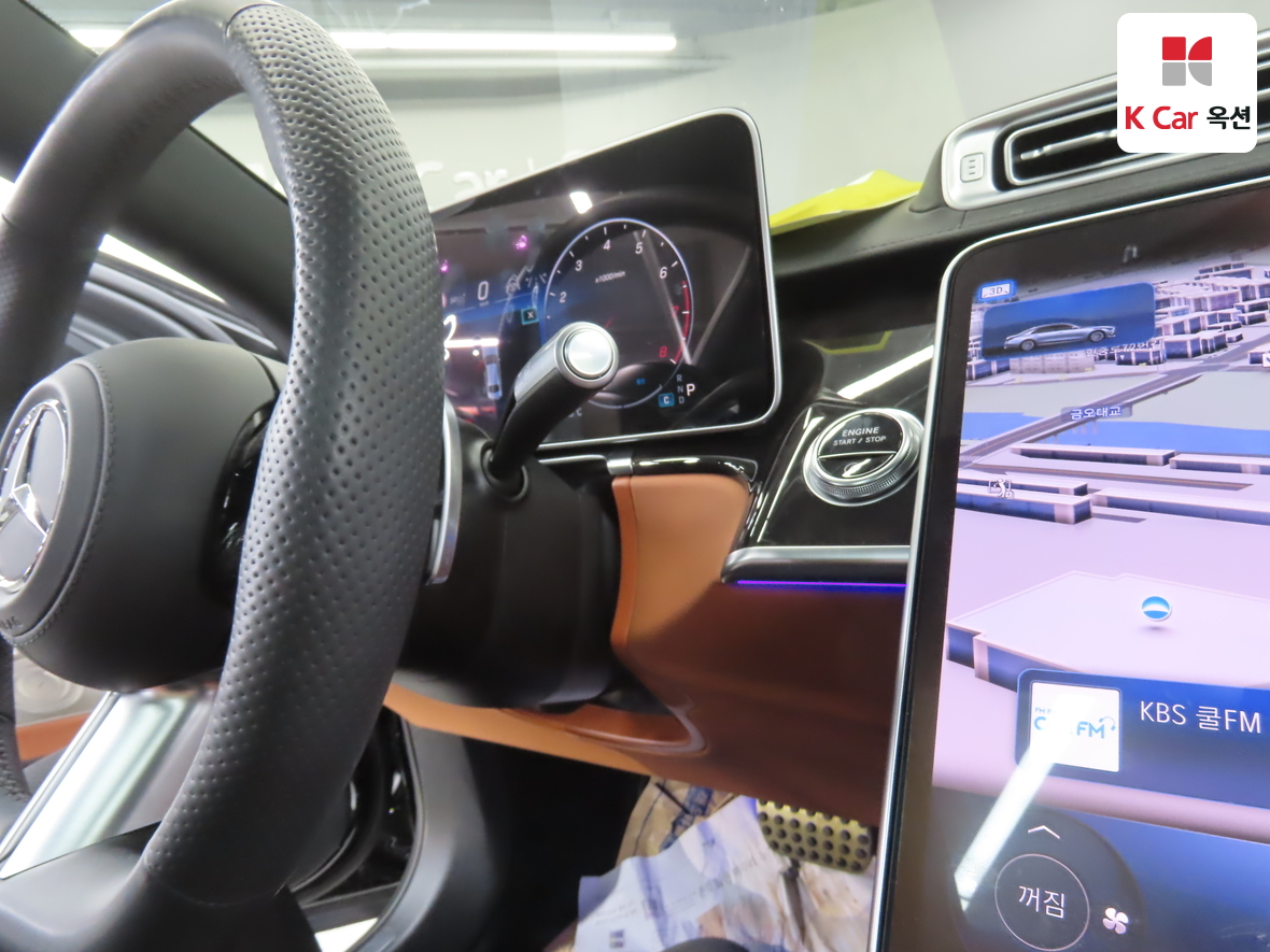 مرسيدس بنز إس كلاس 2024 - صورة 11