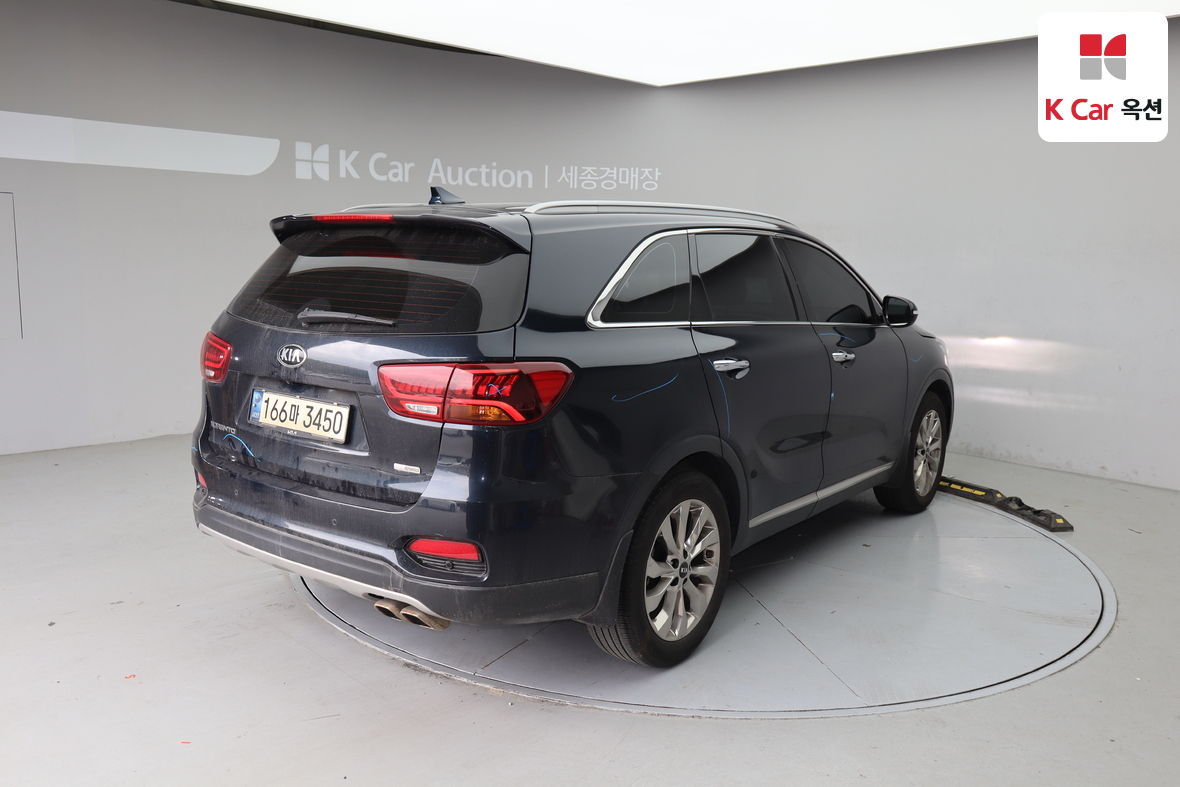 Kia Sorento - 2