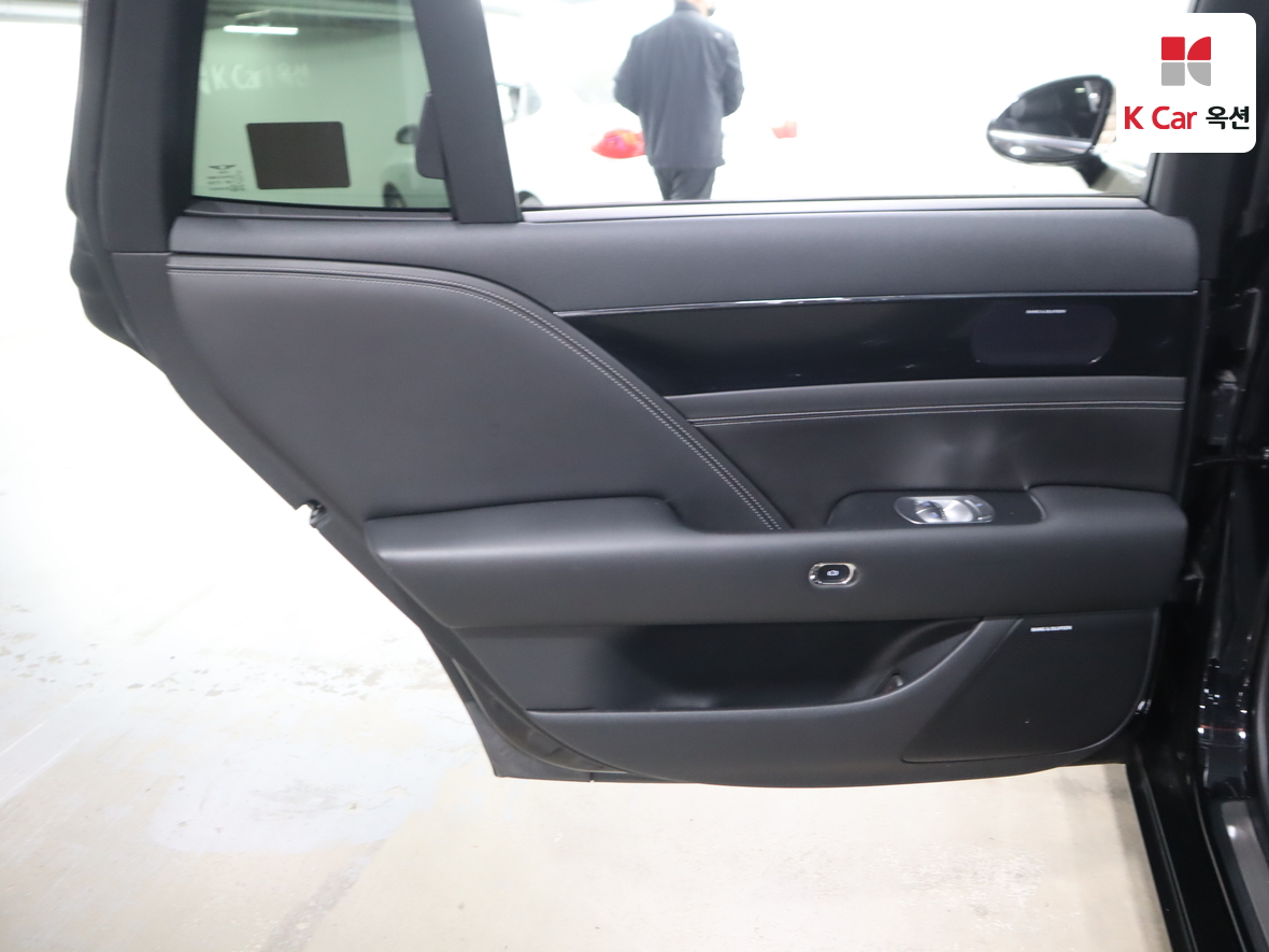 제네시스 G90 - 22