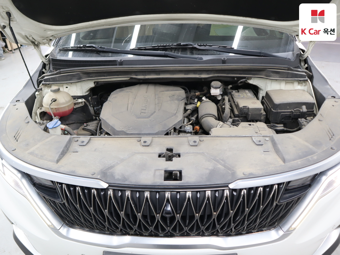 Kia Carnival 2021 - Image 32