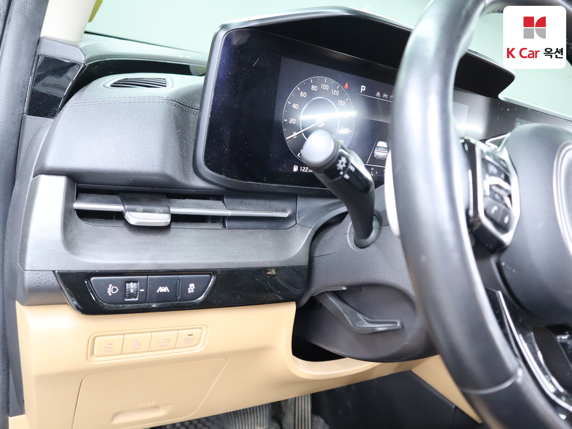 Kia Carnival 2021 - Image 9