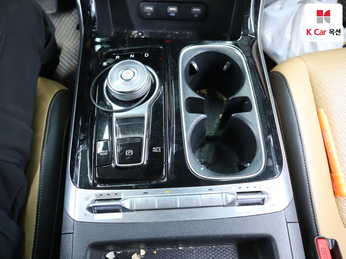 Kia Carnival 2021 - Image 16